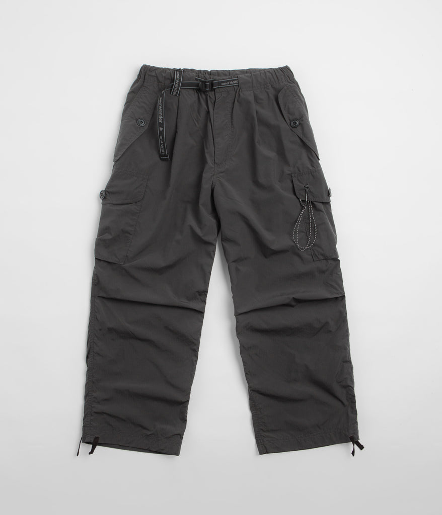 And wander　oversized cargo pants M and Wander Oversized Cargo Pants - Khaki | Garmentory