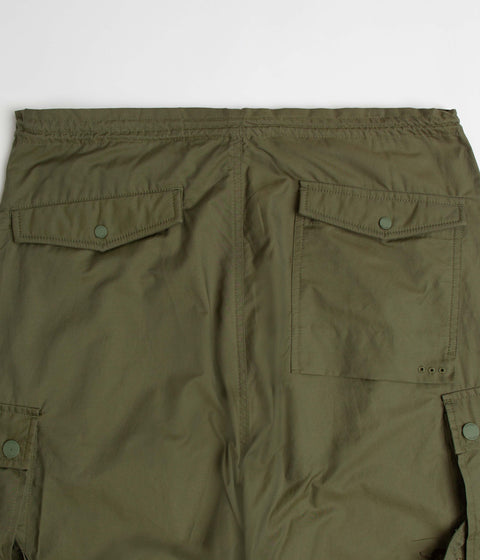 Maharishi Peace Cargo Snopants in Olive