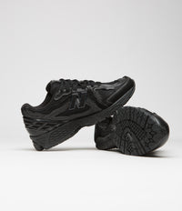 New Balance 1906 Shoes in Black and Black / Black thumbnail
