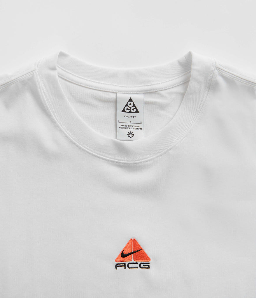 acg nike tee