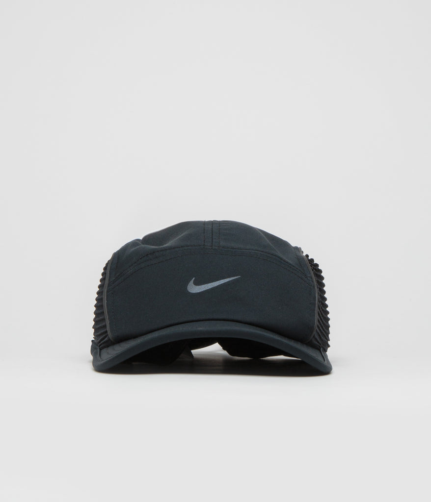Nike AeroBill Cap Black Anthracite Black Always in Colour