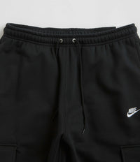 Nike Club Cargo Pants in Black and Black / White thumbnail