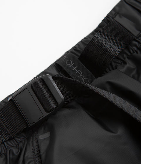 Nike Woven Utility Shorts in Black and Black / Black / Black