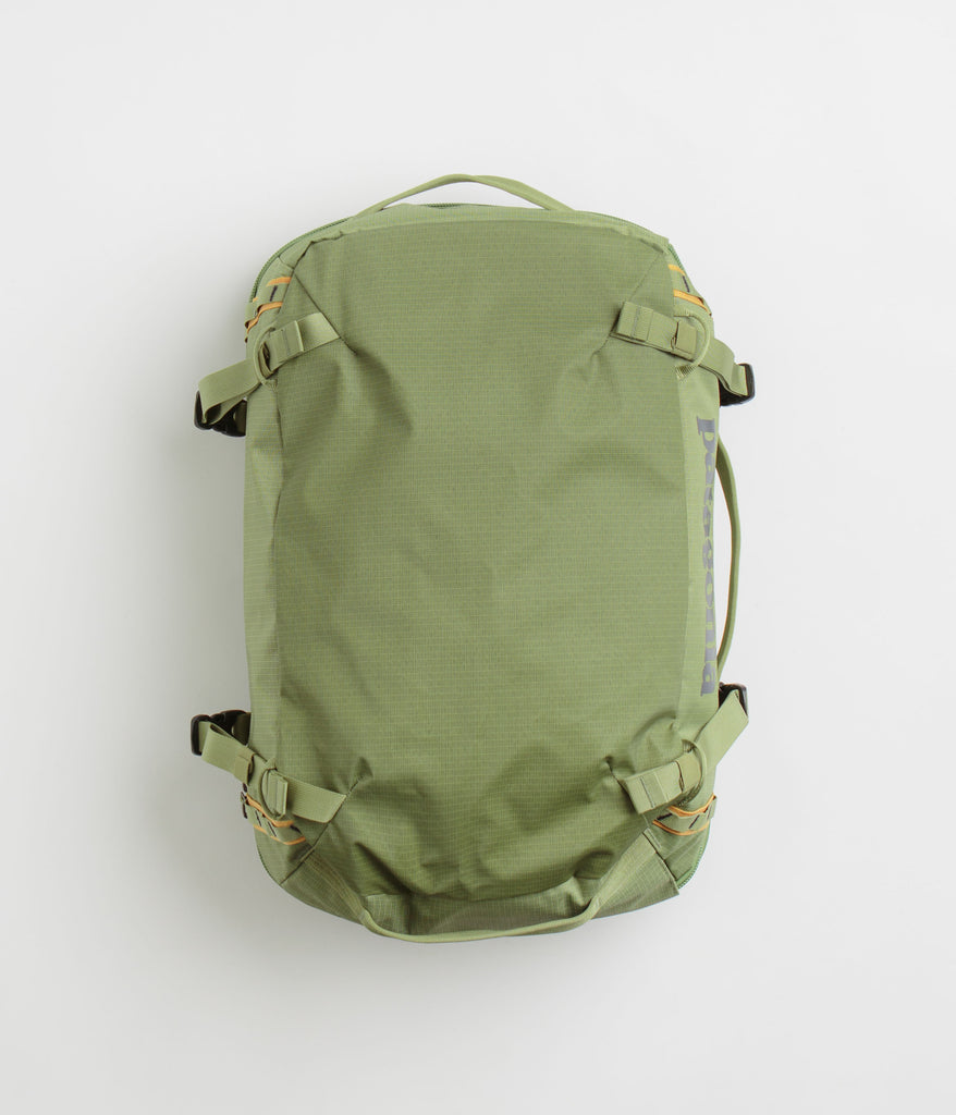 Patagonia green backpack 2025