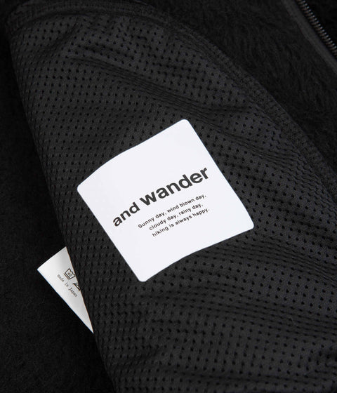 and wander High Loft Fleece in Black