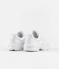 Asics Gel-1090 Shoes in White and White thumbnail