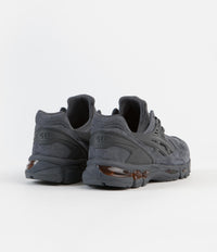 Asics Gel-Kayano 21 Shoes in Carrier Grey and Habanero thumbnail