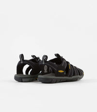 Keen Clearwater CNX Sandals in Black and Gargoyle thumbnail
