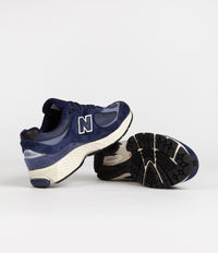 New Balance 2002R Gore Tex Shoes in NB Navy thumbnail