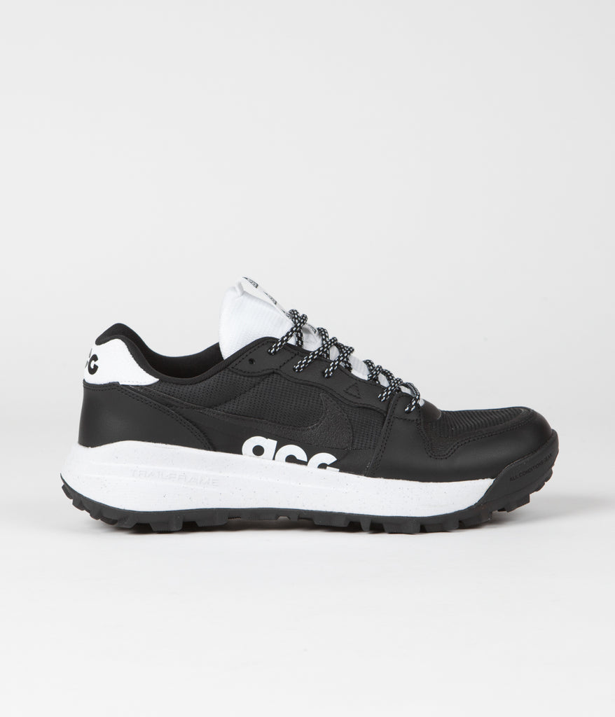 Nike ACG Lowcate Shoes - Black / White - Black - White | Always in