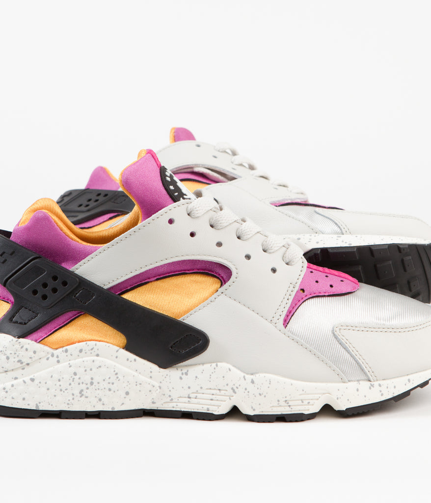 Nike Air Huarache Shoes Light Bone Lethal Pink University Gold