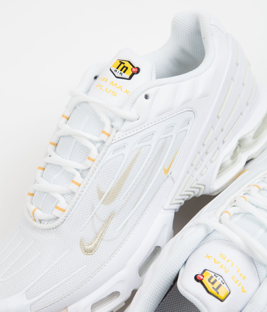 air max plus 3 all white