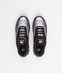 Nike Air Max Plus III Shoes in Black and Black and White thumbnail