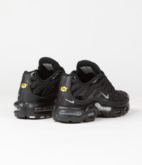 Nike Air Max Plus Shoes in Black and Metallic Silver thumbnail