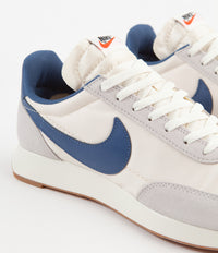 Nike Air Tailwind 79 Shoes in Vast Grey and Mystic Navy and Light Cream - Sail thumbnail