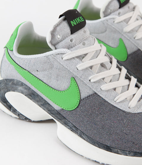 Nike D/MS/X Waffle Shoes in Smoke Grey and Mean Green and Photon Dust - Sail
