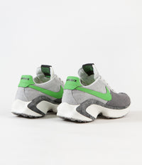 Nike D/MS/X Waffle Shoes in Smoke Grey and Mean Green and Photon Dust - Sail thumbnail