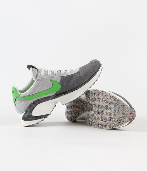 Nike D/MS/X Waffle Shoes in Smoke Grey and Mean Green and Photon Dust - Sail