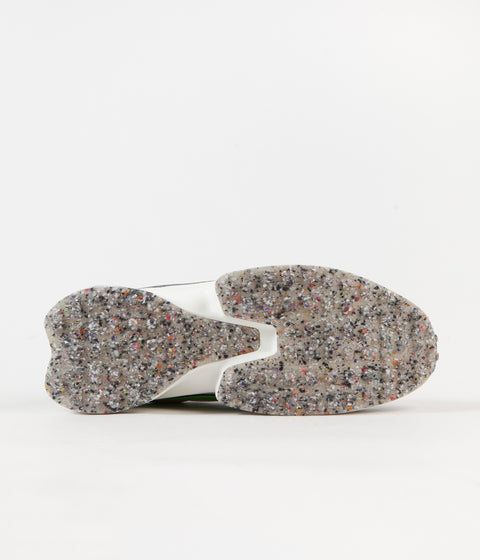 Nike D/MS/X Waffle Shoes in Smoke Grey and Mean Green and Photon Dust - Sail