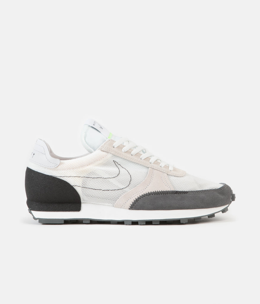 Nike Daybreak sneakers in summit white | ASOS