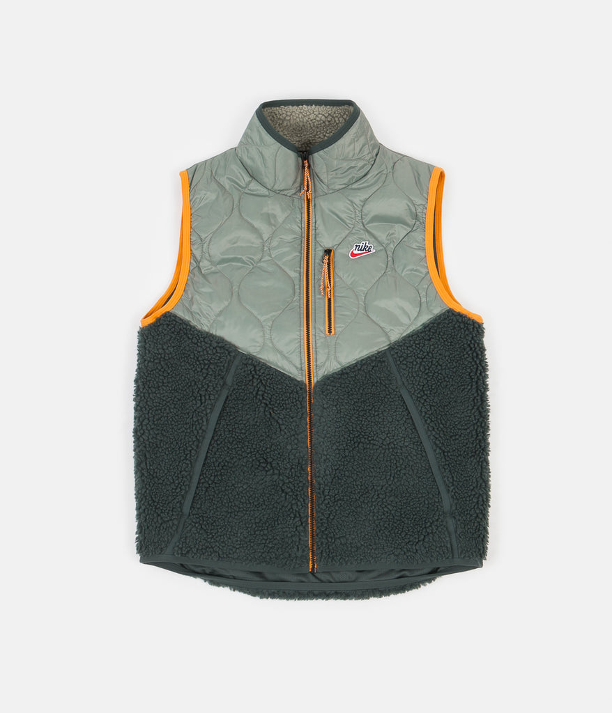 Nike winter vest new arrivals