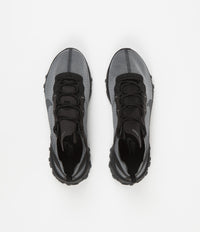 Nike React Element 55 SE Shoes in Black and Dark Grey thumbnail