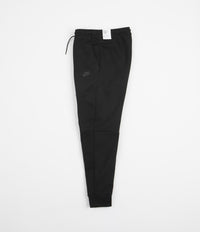 Nike Tech Fleece Joggers in Black and Black thumbnail