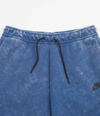Nike Tech Fleece Wash Shorts in Dark Marina Blue and Black thumbnail