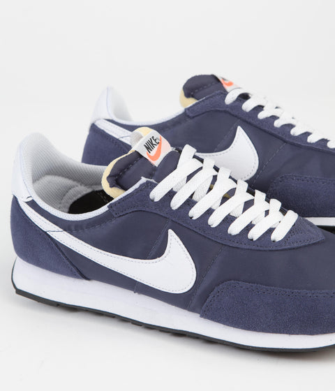 Nike Waffle Trainer 2 Shoes in Thunder Blue and White and Midnight Navy - Sail