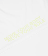 Nike World Tour T-Shirt in White thumbnail