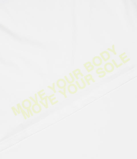 Nike World Tour T-Shirt in White