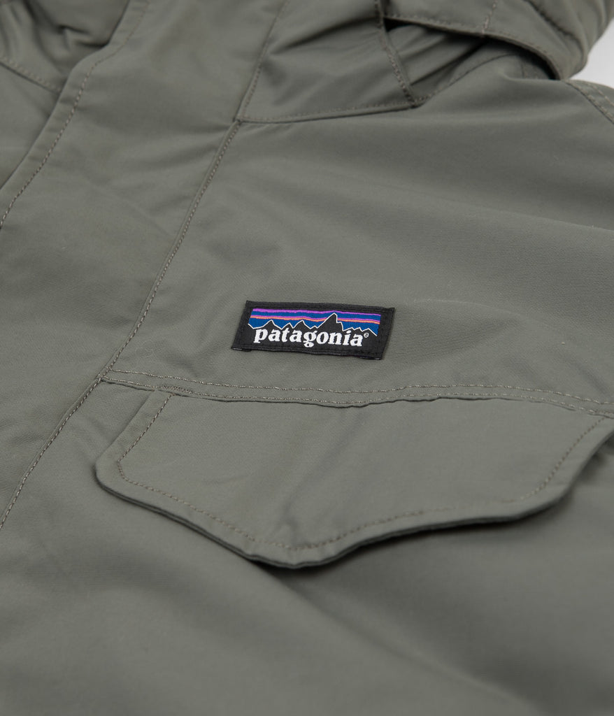 Patagonia Isthmus Parka Industrial Green Always in Colour