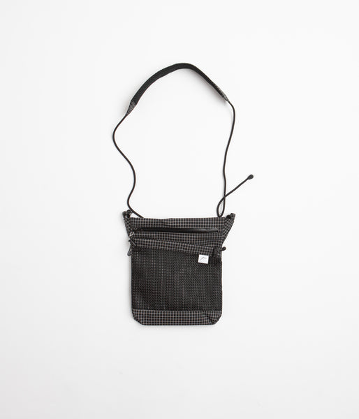 バッグ CAYL Seorak 3 Grid Black Cayl Seorak 3 Grid Bag - Black | Always in Colour