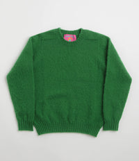 Howlin' Shaggy Bear Sweatshirt - Green Star thumbnail