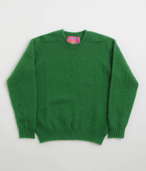 Howlin' Shaggy Bear Sweatshirt - Green Star