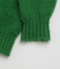 Howlin' Shaggy Bear Sweatshirt - Green Star thumbnail