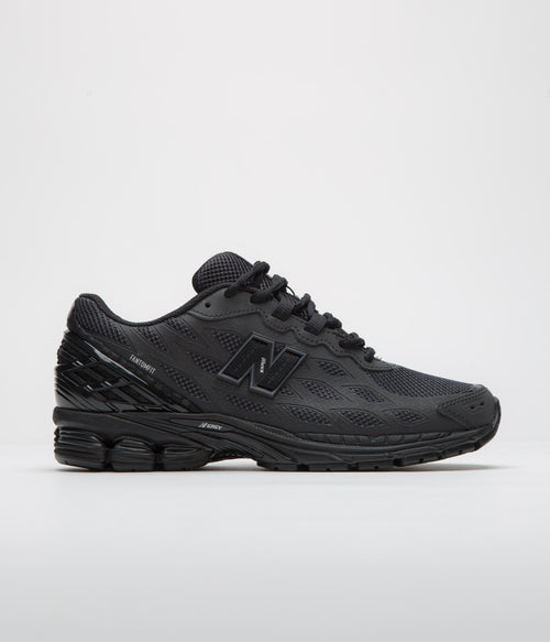 New Balance 1906 Shoes - Black / Metallic