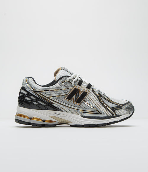 New Balance 1906R Shoes - Metallic Silver