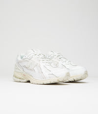 New Balance 1906 Shoes - White thumbnail