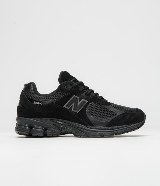 New Balance 2002R Shoes - Black / Black Metallic | Always in
