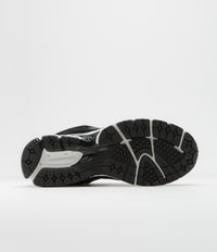New Balance 2002R Shoes - Black / White thumbnail