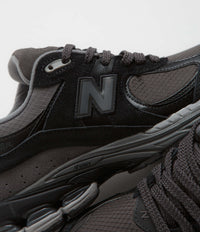 New Balance 2002R Shoes - Black / White / Grey thumbnail