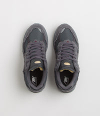 New Balance 2002R Shoes - Phantom / Magnet thumbnail