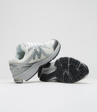 New Balance 860 Shoes - Sea Salt / Harbor Grey thumbnail