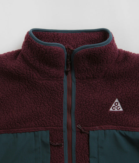 Nike ACG Arctic Wolf Full Zip Fleece in Night Maroon and Deep Jungle / Summit White