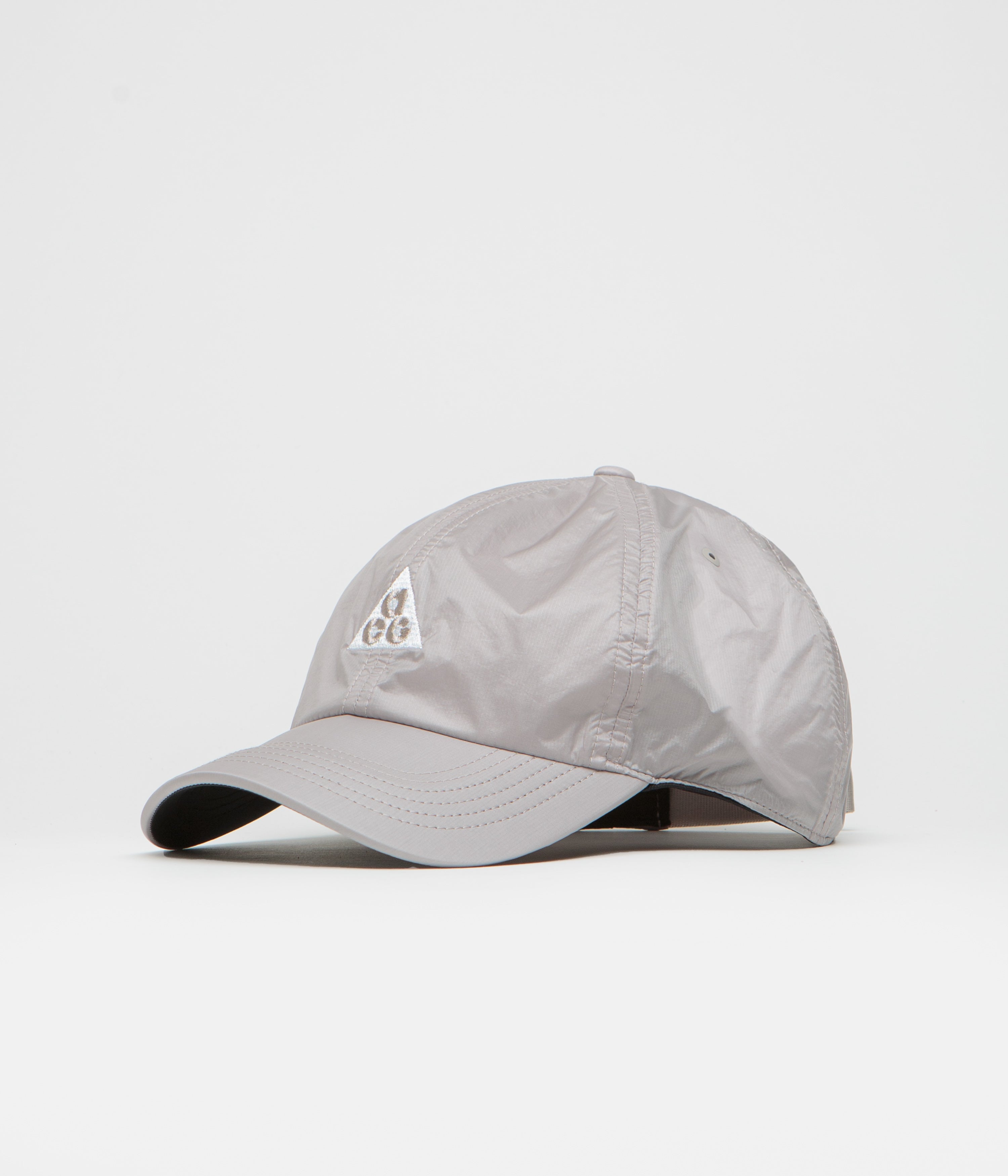 ACG Nike グレー キャップ 中古・古着通販】NIKE ACG (ナイキエージーシー) キャップ