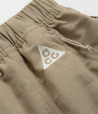 Nike ACG Snowgrass Cargo Shorts - Khaki / Light Iron Ore / Summit White thumbnail