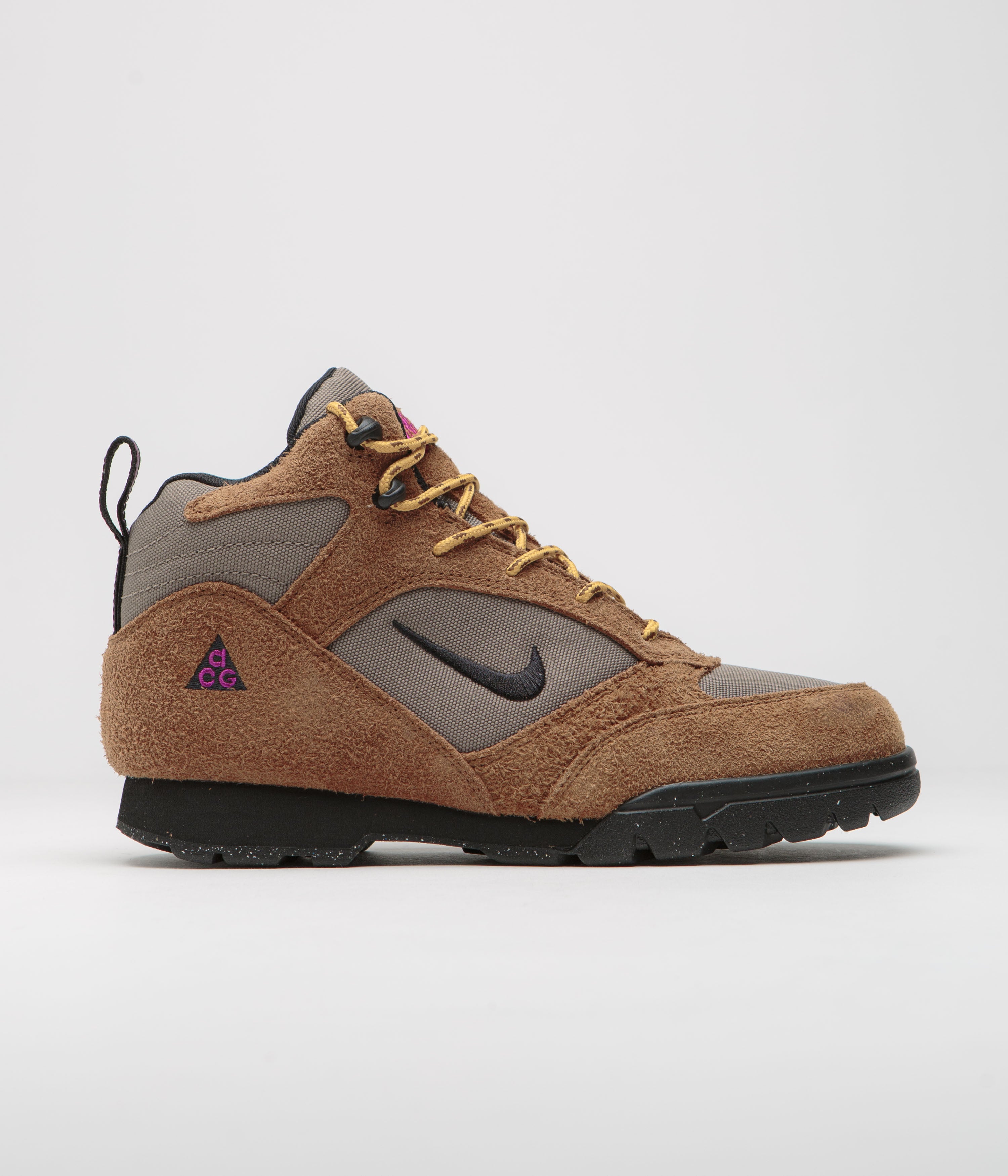 スニーカー Nike ACG Torre Mid WP PECAN BLACK OLIVE GREY RED PLUM BLACK Nike ACG Torre Mid Waterproof Shoes - Pecan / Black - Olive