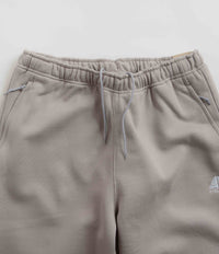 Nike ACG Tuff Fleece Lungs Pants - College Grey / Football Grey / Summit White thumbnail