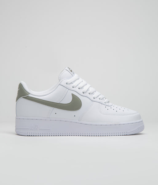nike air force 1　26cm　ホワイト/ライトアーミー NIKE AIR FORCE 1 '07 WHITE/LIGHT ARMY ナイキ エアフォース